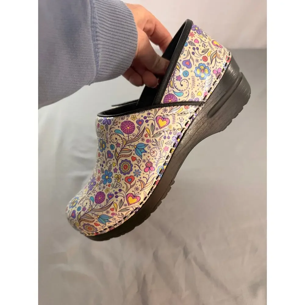 Sanita Floral Patent Leather Clogs women's size 39 - Picture 8 of 8